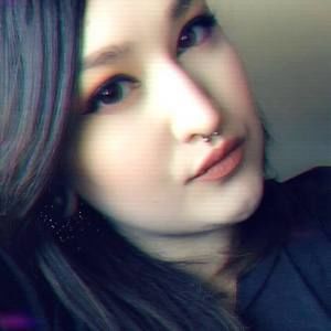 Meet your Posher, Bronwyn